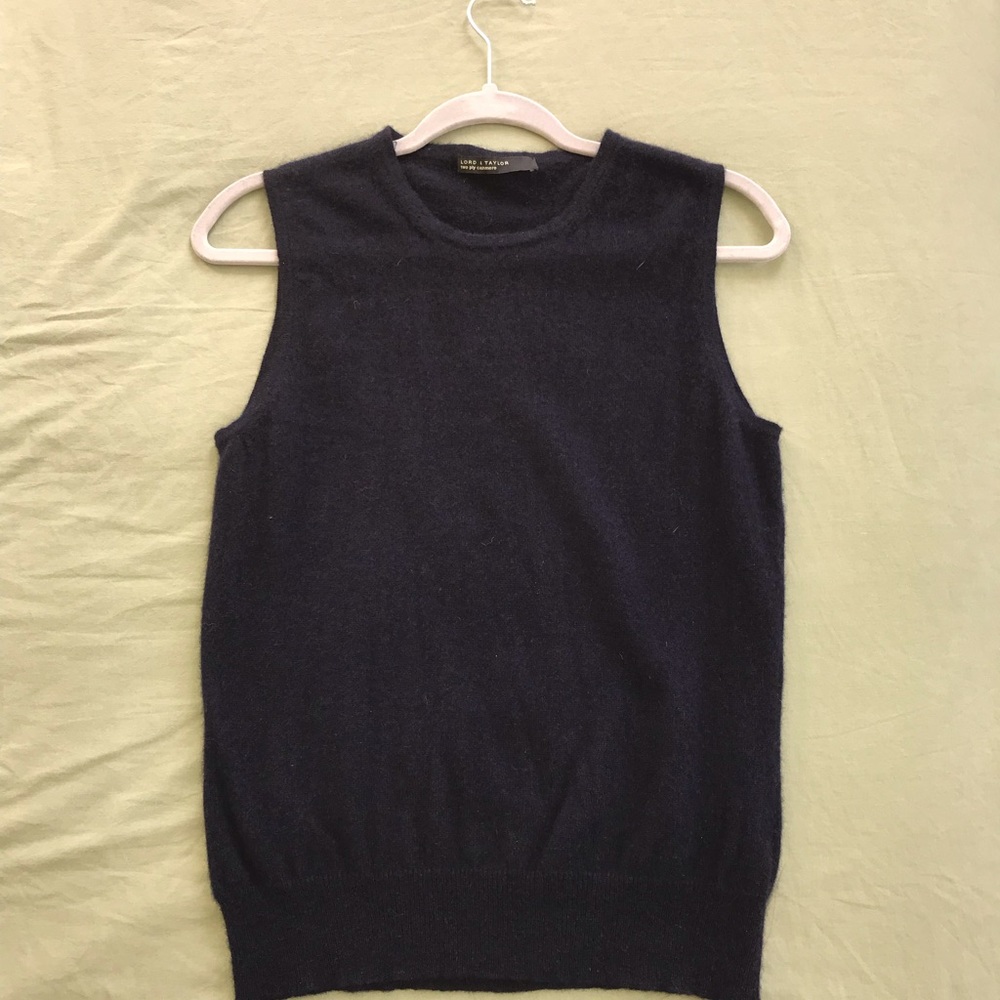 Two ply cashmere sweater vest. *Shipping to U.S only